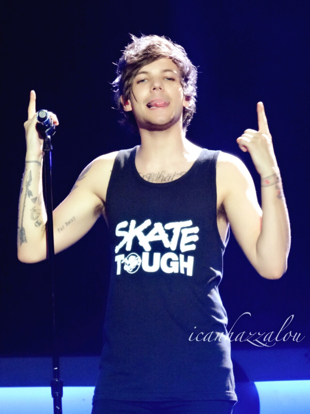 LouisTomlinson from 1d