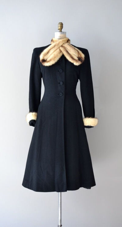 vintage 1930s MILLION DOLLAR BABY princess coat