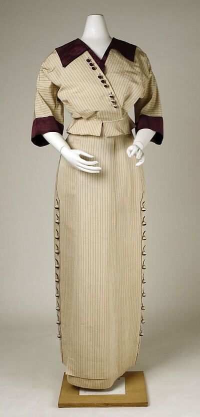 Walking suit Date: 1911 Culture: American Medium: silk