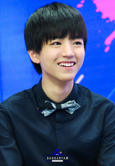 #王俊凯# #TFBOYS王俊凯# #TFBOYS# 150622娱乐大牌党 cr 坝坝筵 