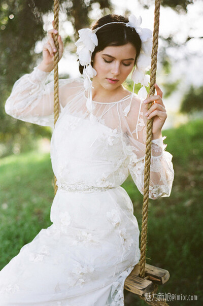 Erica Elizabeth Designs婚纱头饰