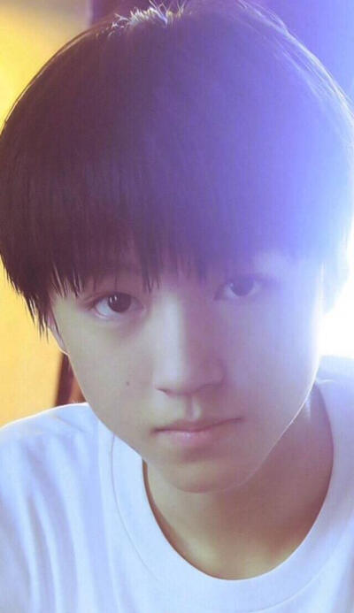 TFBOYS 王俊凯