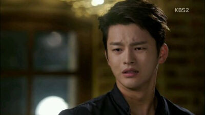 千言万语都只有对不起。。