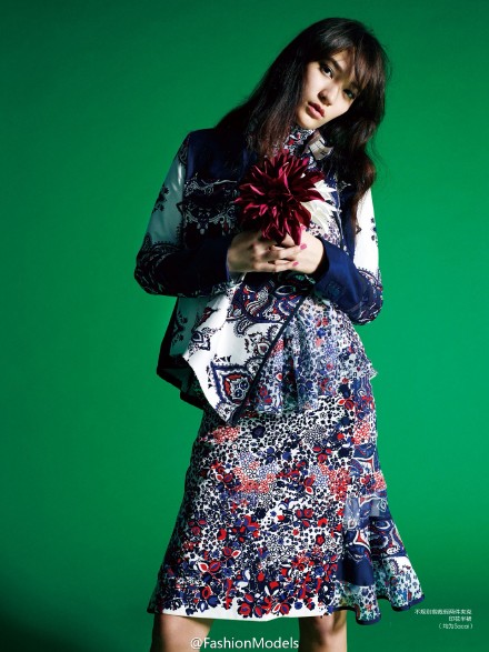 ELLE China March 2015 &amp;quot;New Season in Blossom“：Mona Matsuoka by @蜷川实花 ,松岗莫娜在日本知名摄影师蜷川实花镜头下演绎新季花语。