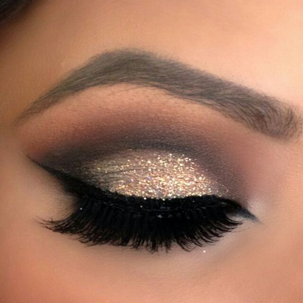 Love this look but use a more silver-y glitter for myself and the bridesmaids, though the question now is, how would we get the glitter-y-ness to stay throughout the wedding and the reception, I've found that glittery eye make up is great but it doesn't stay very long.