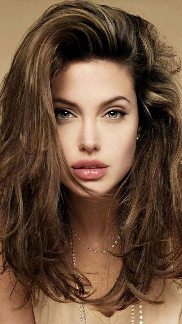 Angelina Jolie - Long Hair | Makeup | Hair Extensions | Hair Color | Beautiful Women | Sexy Girls | Ciao Bella Hair | Venus Hair | Lingerie | Swimsuit Models | Bikini Models | Glamour Models | Celebrities