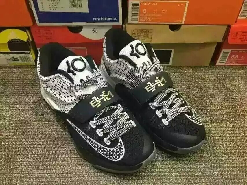 【型号】耐克NIKE KD WIL KD杜兰特7代系列【尺码】男40～46【说明】带港票，包膜，购物袋