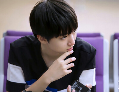  #王俊凯# #TFBOYS王俊凯# 台湾桃园机场 ---北京首都机场