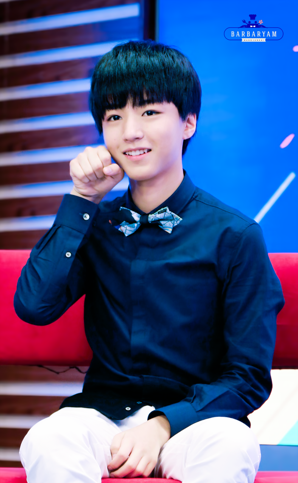 #王俊凯# #TFBOYS王俊凯# #TFBOYS# 150622娱乐大牌党cr 王俊凯的坝坝筵应援队