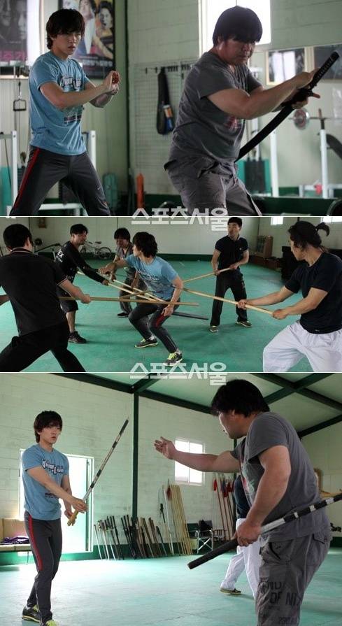 池昌旭 JICHANGWOOK 武士白东秀 武士白东修 白东秀 排练照 认真努力的小孩