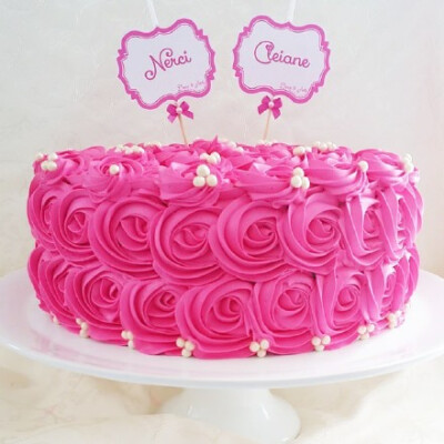 （玫瑰蛋糕，被美到了）...