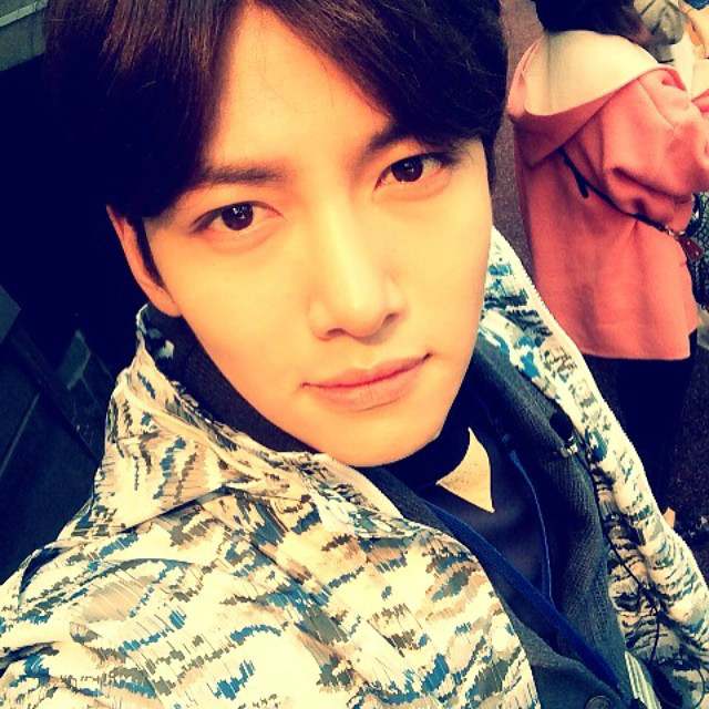 池昌旭 JICHANGWOOK 自拍 滤镜小王子