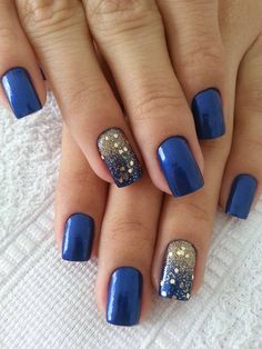 Navy blue, nail art, nail polish, nails #nailart #manicura #Navidad