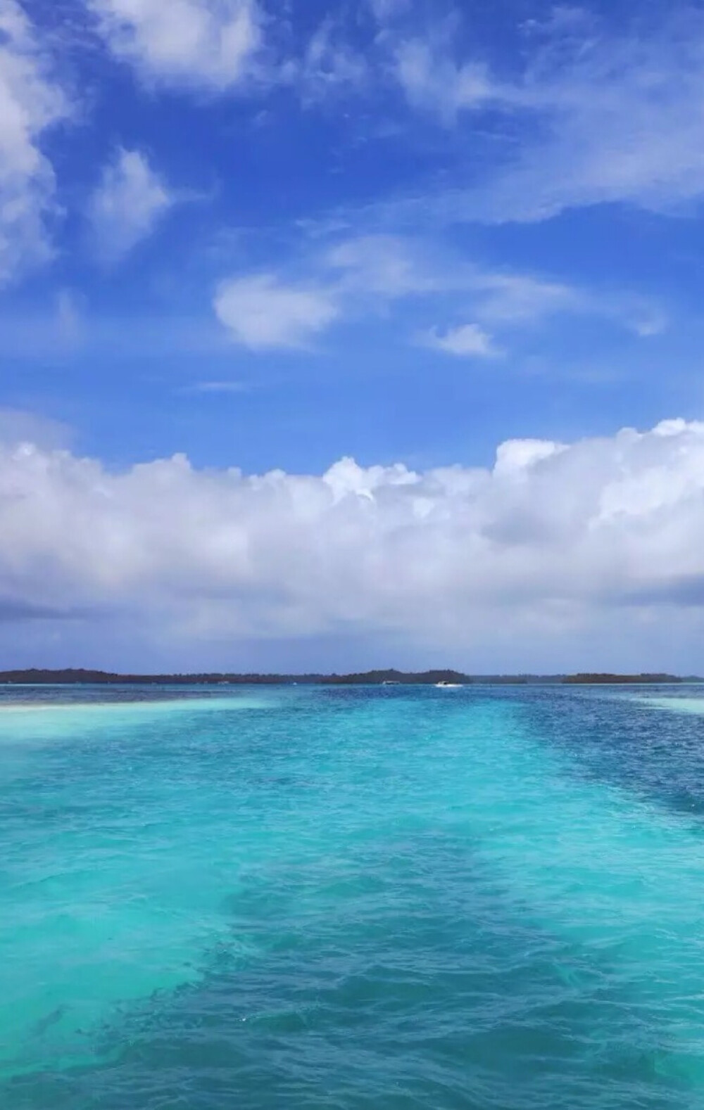 唯美自然风景 蓝天 碧水 白云 海水 唯美风景 iphone手机壁纸 锁屏