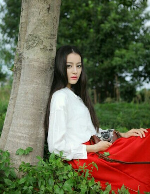 迪丽热巴 森系