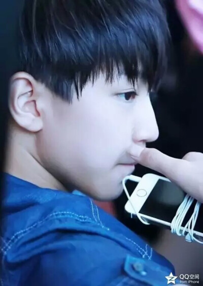 TFBOYS 王俊凯