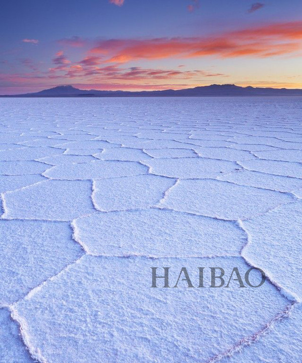 乌尤尼盐湖 (Salar de Uyuni)