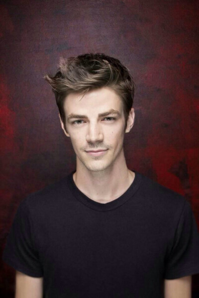 Grant Gustin by维尼