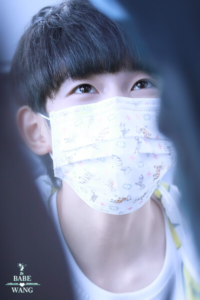 TFBOYS王源 150720重庆赴台湾 cr:2babeWang