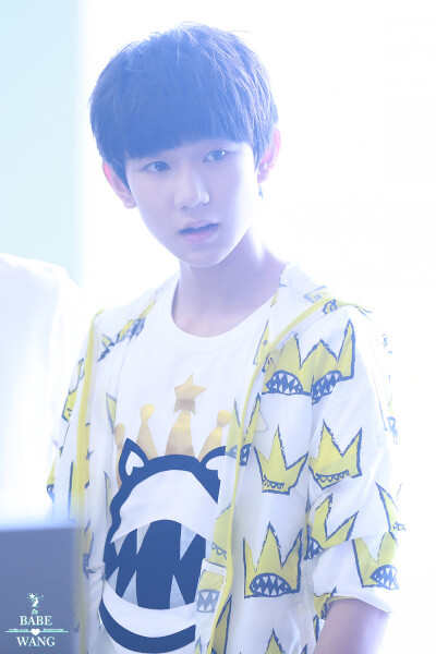 TFBOYS王源 150720重庆赴台湾 cr:2babeWang