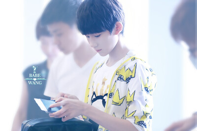 TFBOYS王源 150720重庆赴台湾 cr:2babeWang