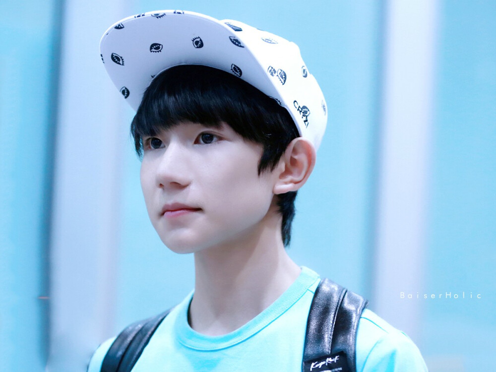 TFBOYS王源 150725台湾赴北京 cr:BaiserHolic