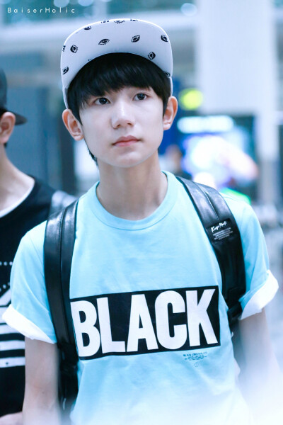 TFBOYS王源 150725台湾赴北京 cr:BaiserHolic