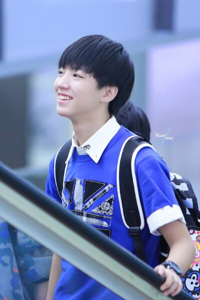 #王俊凯##TFBOYS王俊凯#crlogo