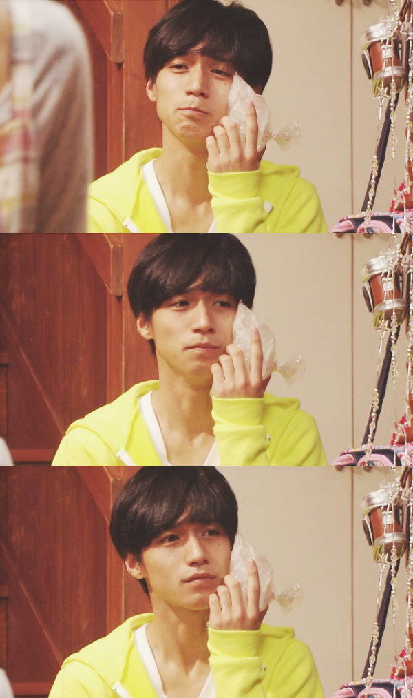 锦户亮  