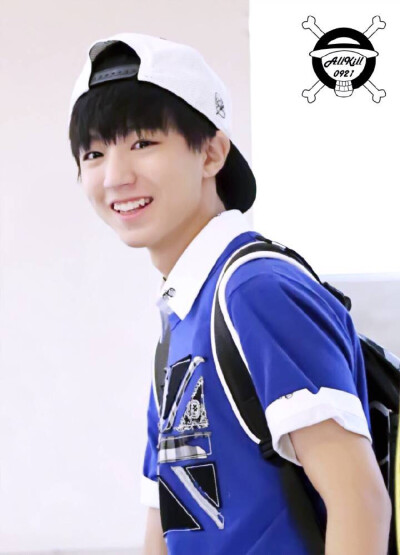 #王俊凯##TFBOYS王俊凯#crlogo