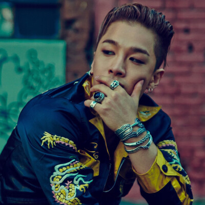 YB