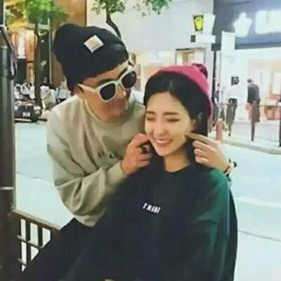 情侣头像 看完收藏祝你久久 谢支持 绝不烂大街 拿图就跑are you dog? by:你我依旧i