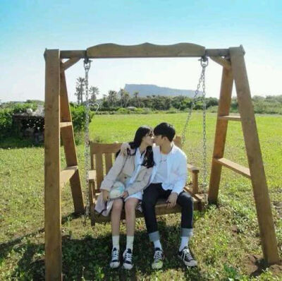 情侣头像 看完收藏祝你久久 谢支持 绝不烂大街 拿图就跑are you dog? by:你我依旧i