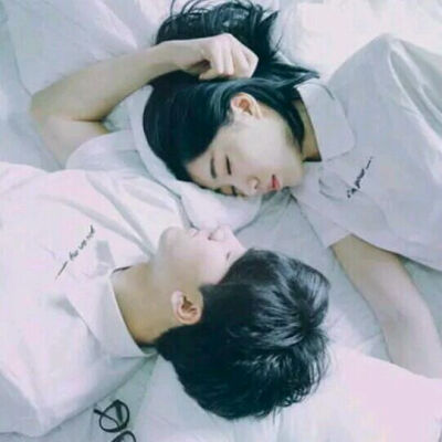 情侣头像 看完收藏祝你久久 谢支持 绝不烂大街 拿图就跑are you dog? by:你我依旧i