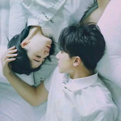 情侣头像 看完收藏祝你久久 谢支持 绝不烂大街 拿图就跑are you dog? by:你我依旧i