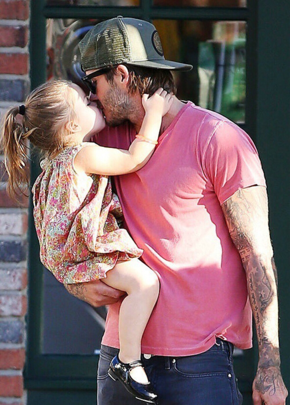 Harper Beckham 小七公主和老爸～好温馨