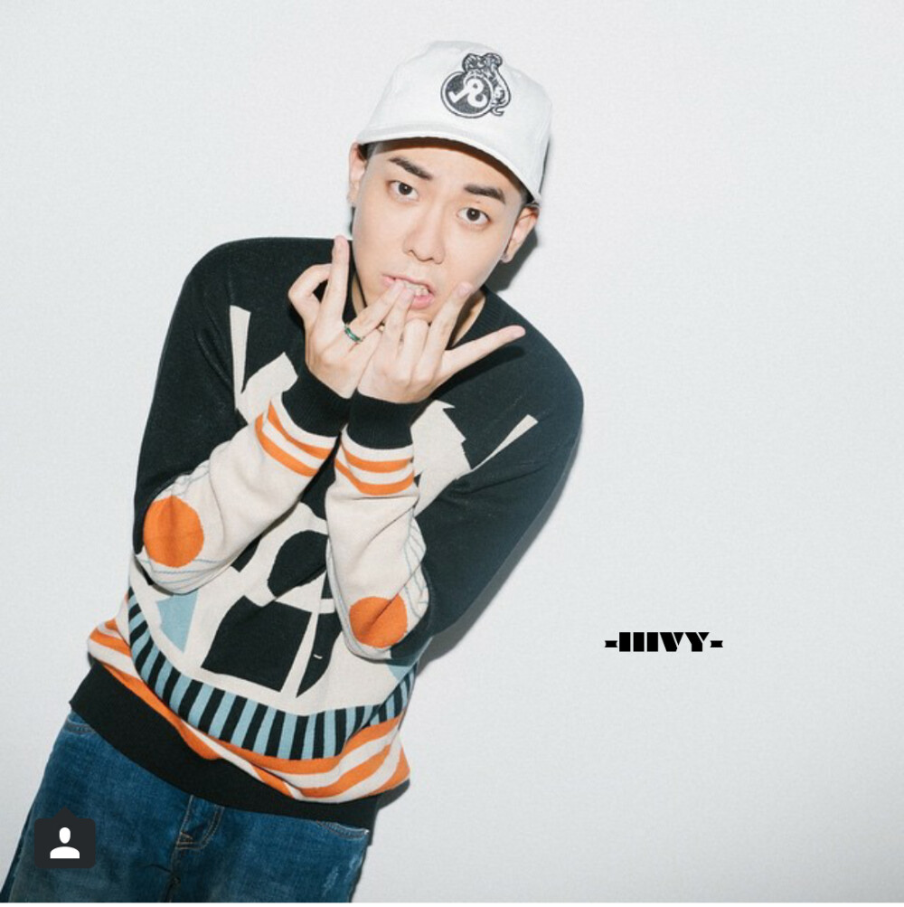 LOCO SMTM4 INS AOMG