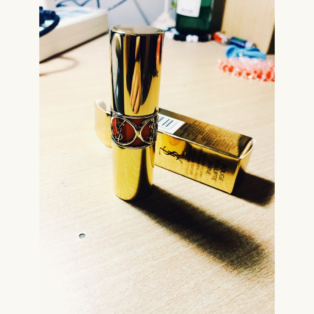 ysl shine12