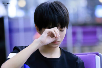 TFBOYS王俊凯 2015.07.22 台湾桃园机场-北京首都机场图。