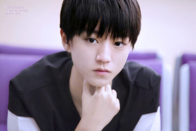 TFBOYS王俊凯 2015.07.22 台湾桃园机场-北京首都机场图。