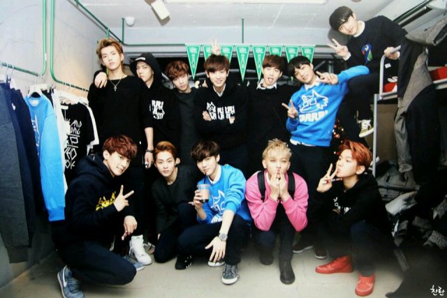 Exo 大发!幕后合照♚