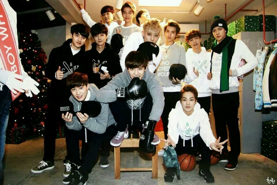 Exo 大发!幕后合照♚