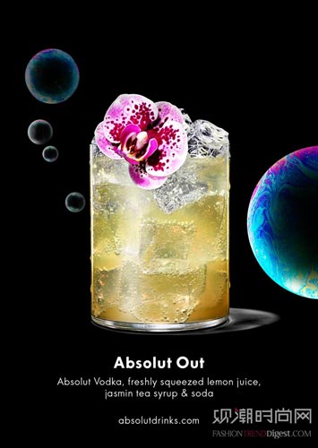 绝对出挑 ABSOLUT OUT 5份绝对伏特加 3份新鲜柠檬汁 3份茉莉花茶糖浆 苏打水 将原料倒入冰镇过的高杯，最后倒入苏打水，并饰以兰花。