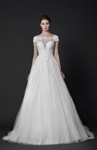 Tony Ward Bridal 2016。托尼·瓦德2016婚纱发布。