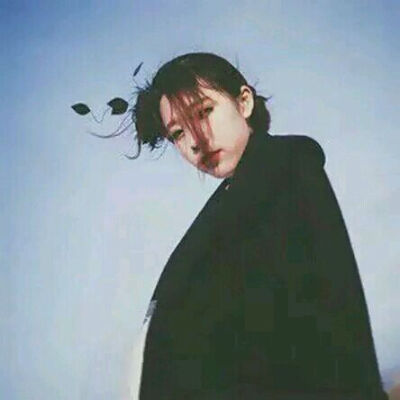 情侣头像【情不知所起 一往情深】看完收藏祝你久久 谢收藏 谢支持 绝不烂大街 喜欢收藏别偷图 拿图就跑你是狗 by:你我依旧i