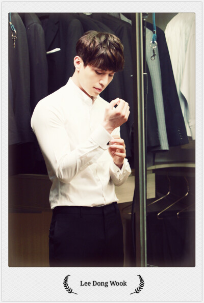 李栋旭 Lee Dong Wook