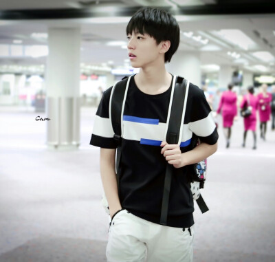  #王俊凯##TFBOYS王俊凯# 台湾桃园机场~ ~ 北京首都机场