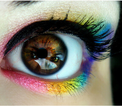 eye color - how wonderfully tie dye and hippie-esque is this?