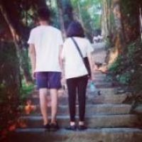 情侣头像【若你喜欢怪人其实我也很美】看完收藏祝你久久 谢收藏 谢支持 拿图记得点赞关注哦 喜欢收藏别偷图 拿图就跑全家是狗的好吗 别拿我的图给你添人气好吗 by:你我依旧i