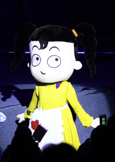 儿童舞台剧妞妞淘的魔法书之灰姑娘